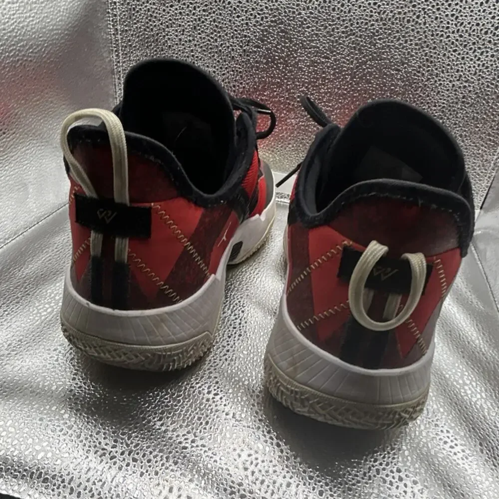 Nike Air Jordan Why Not Zer0.4 Red Black White Size 11.5 Russell Westbrook Shoes